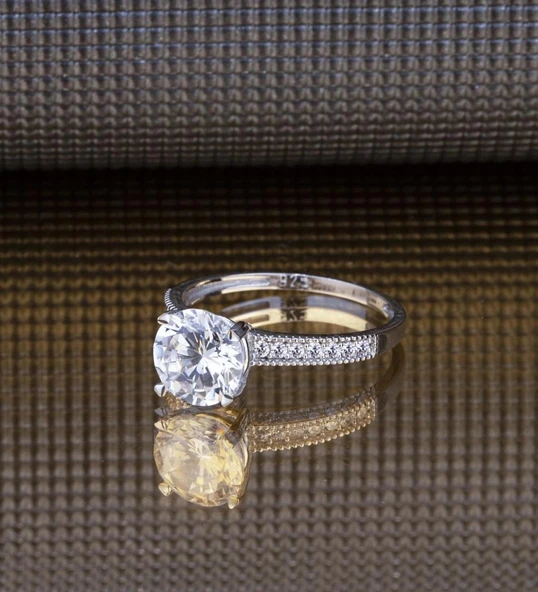 Dört Tırnak Tek Taşlı Gümüş Yüzük - Gümüş ürün görseli 1