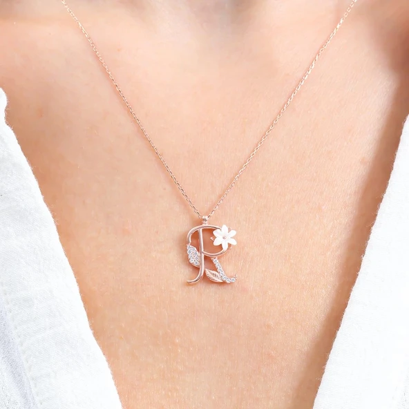 Işıltılı Manolya Çiçeği R Harfi Gümüş Harfli Kolye - Altın - Resim 3