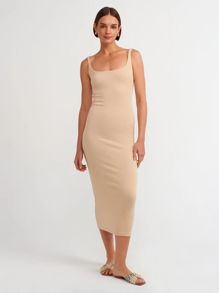 91172 DİLVİN ASKILI KARE YAKA MİDİ ELBİSE ürün görseli