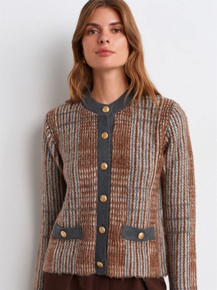 60986 DİLVİN DESENLİ ŞARDONLU DÜĞMELİ TRİKO HIRKA - Resim 8