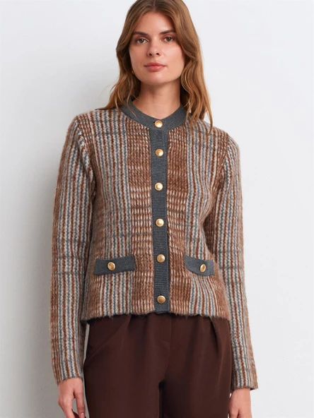 60986 DİLVİN DESENLİ ŞARDONLU DÜĞMELİ TRİKO HIRKA - Resim 4