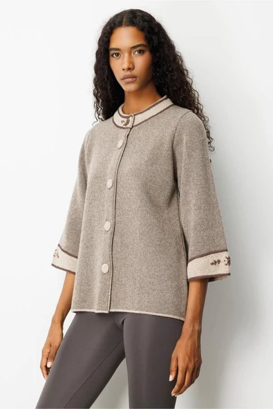 25033 DESEN TRİKO KOL AĞIZI YAKASI KORDENE NAKIŞ İŞLEMELİ DİK YAKA TRUVAKAR KOL KISA KABAN - Resim 6