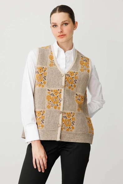 24084 DESEN TRİKO PITIRCIK ÇİÇEKLİ PATCHWORK KEÇE YELEK - Resim 7