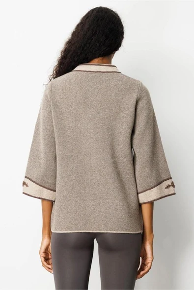 25033 DESEN TRİKO KOL AĞIZI YAKASI KORDENE NAKIŞ İŞLEMELİ DİK YAKA TRUVAKAR KOL KISA KABAN - Resim 8