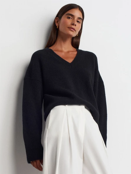 10645 DİLVİN V YAKA YUMUŞAK DOKULU TRİKO KAZAK ürün görseli