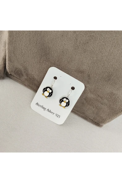 931 Ayar Gümüş Çocuk Küpesi– Zarif ve Güvenli Tasarım Model 8 ürün görseli 1