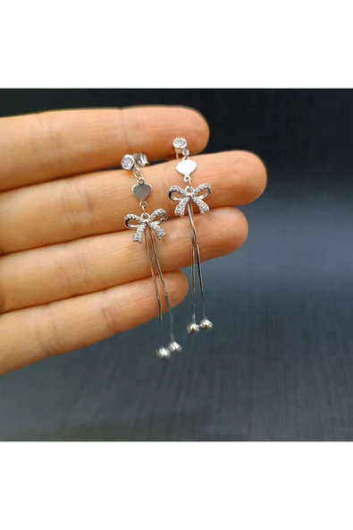 925 Ayar Sallanır Tasarımlı Kurdelelim Kadın Gümüş Küpe -Sade ve Şık ürün görseli 1