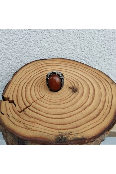 925 Ayar Gümüş Şık Tasarım Kehribar Taşlı Erkek Yüzük – El İşçiliği - Oval - Yan Kenarları İşlemeli ürün görseli 1