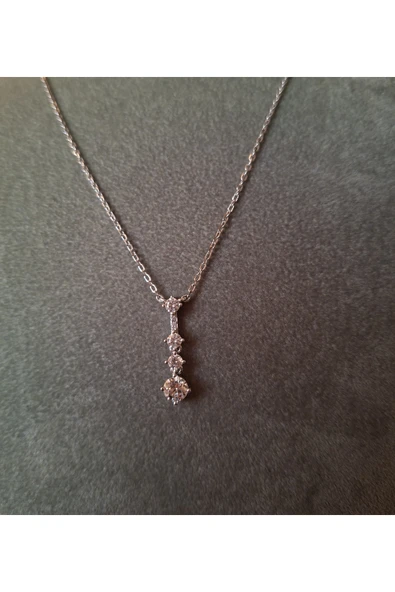 925 Ayar Gümüş 3'lü Zirkon Taşlı Model Genç/Yetişkin Kadın Kolyesi - Şık Tasarım - Resim 3