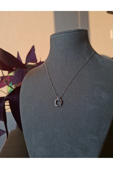 925 Ayar Gümüş Zirkon Taşlı Kare Model Genç/Yetişkin Kadın Kolyesi - Şık Tasarım - Resim 3