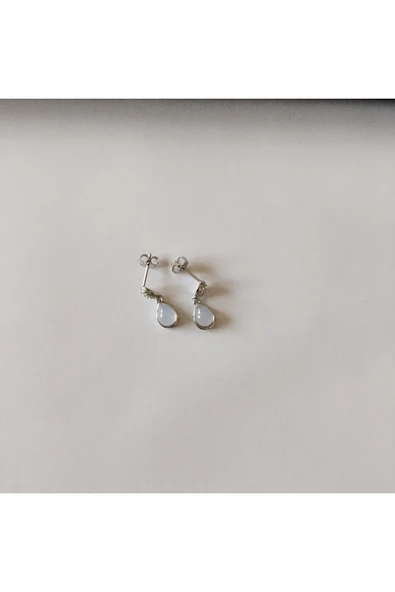 925 Ayar Gümüş Beyaz Mineli Damla Model Genç/Yetişkin Kadın Küpe -Şık Tasarım - Resim 3