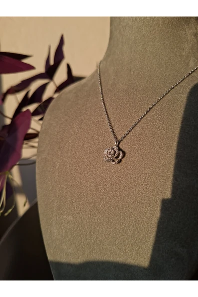 925 Ayar Gümüş Gül Tasarım Detaylı Genç/Yetişkin Kadın Kolyesi- Şık Tasarım - Resim 3