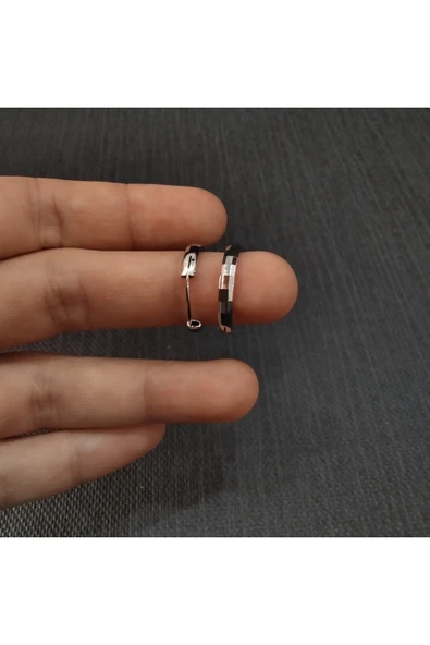 925 Ayar Gümüş Halka Model Kadın ve Genç Küpesi- (4.4cm çap) ürün görseli 1