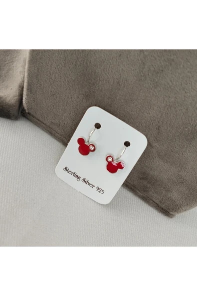 928 Ayar Gümüş Çocuk Küpesi– Zarif ve Güvenli Tasarım Model 4 ürün görseli 1