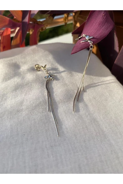 925 Ayar Sallantılı Tasarımlı Kadın Gümüş Küpe -Sade ve Şık - Kelebek Detaylı - Resim 3