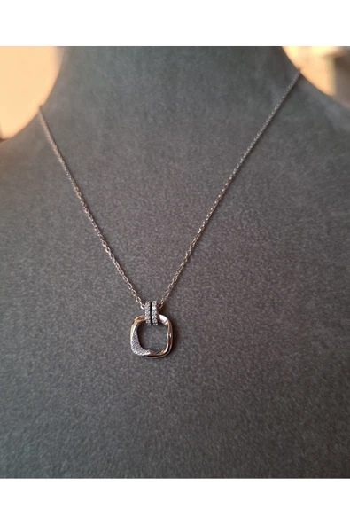 925 Ayar Gümüş Zirkon Taşlı Kare Model Genç/Yetişkin Kadın Kolyesi - Şık Tasarım - Resim 2