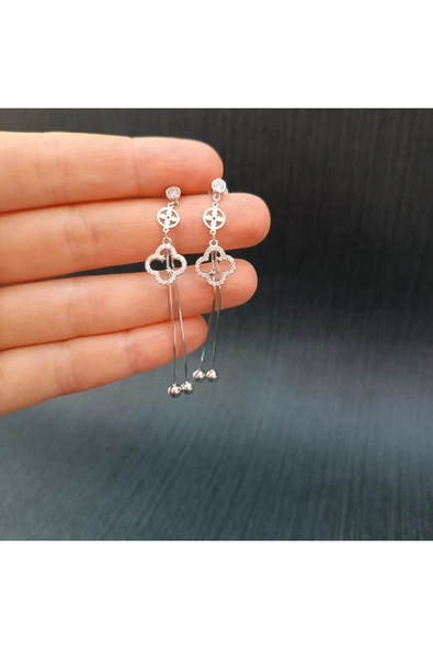 925 Ayar Sallantılı Tasarımlı Kadın Gümüş Küpe -Sade ve Şık ürün görseli 1