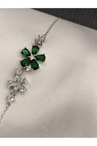 925 Ayar Gümüş Yeşil Çiçek Detaylı Model Kadın Bileklik-Şık Tasarım - Resim 2
