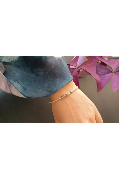 925 Ayar Gümüş Yıldız Detaylı Genç/Yetişkin Kadın Bilekliği - Şık Tasarım - Resim 2