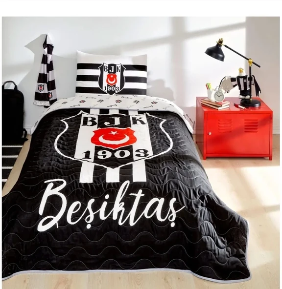 Taç Lisanslı Beşiktaş Stripe Tek Kişilik Yatak Örtüsü Takımı ürün görseli