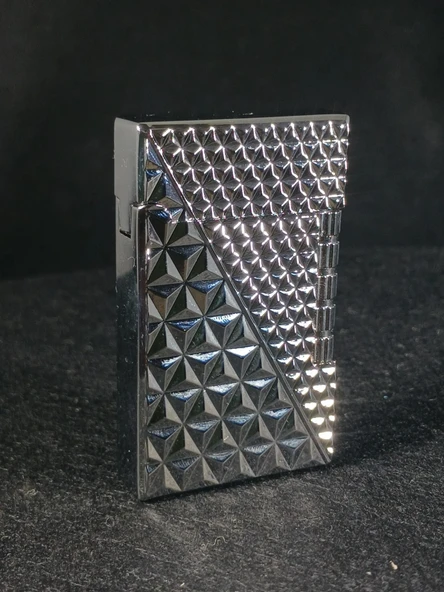 Elmas Kesim Gümüş Renkli Gazlı Metal Çakmak ürün görseli 1