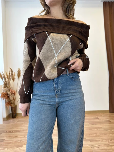 Baklava Desenli Madonna Yaka Kazak - Resim 2