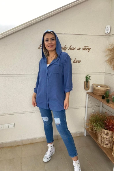 Mavi Beden Yırtık Detaylı Mom Jean ürün görseli 1