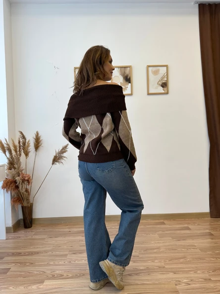 Baklava Desenli Madonna Yaka Kazak - Resim 8