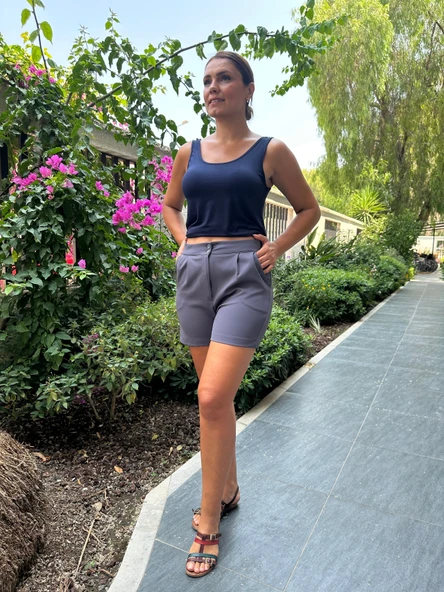 Şehir Boy Pile Ve Cep Detaylı Kumaş Şort - Resim 3