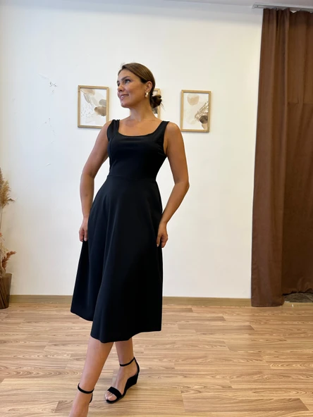 Siyah Askılı Midi Elbise ürün görseli 1