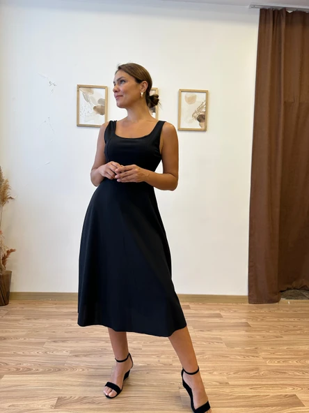 Siyah Askılı Midi Elbise - Resim 3