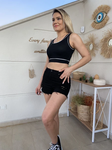 Yırtıklı Likralı Jean Şort - Resim 4