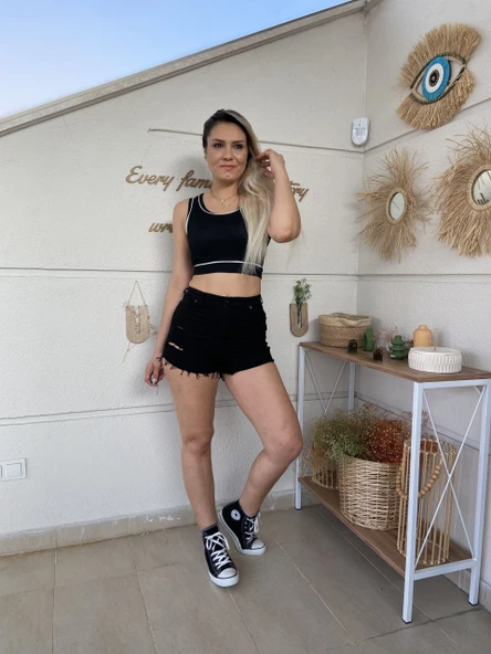 Yırtıklı Likralı Jean Şort - Resim 3