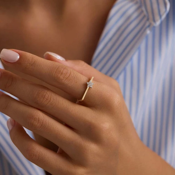 Altın Yıldız Yüzük ürün görseli