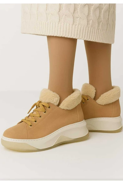 Luna Soft Kürklü Deri Sneaker – Sıcak Tabanlı Kışlık Deri Spor Ayakkabı (Bej) ürün görseli 1