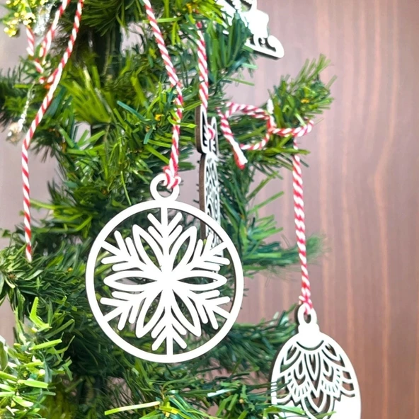 10 Parça Kırmızı Beyaz İpli Karışık Model Ahşap Yılbaşı Ağaç Süsü (5365) - Resim 5