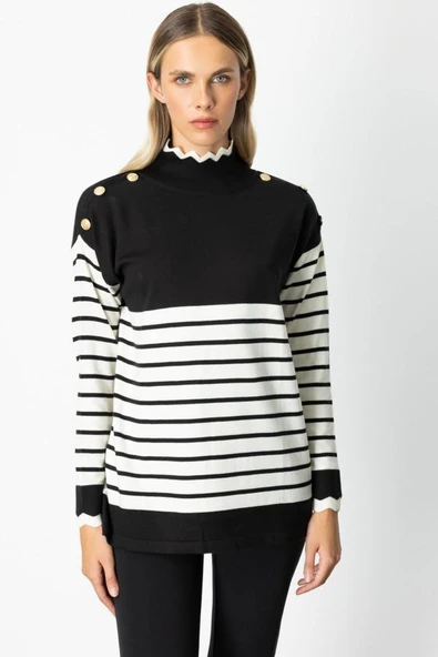 65392 ONTEKS KAZAK OMUZU DÜĞMELİ YAKASI ZİGZAG ÇİZGİLİ ürün görseli