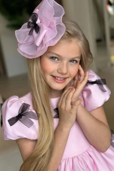 Kız Çocuk Balon Kollu Üzeri Kurdela Detaylı İçi Astarlı Saten Pudra Abiye - Resim 3