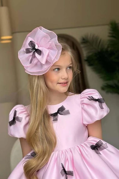 Kız Çocuk Balon Kollu Üzeri Kurdela Detaylı İçi Astarlı Saten Pudra Abiye - Resim 5