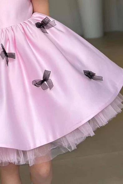 Kız Çocuk Balon Kollu Üzeri Kurdela Detaylı İçi Astarlı Saten Pudra Abiye - Resim 6