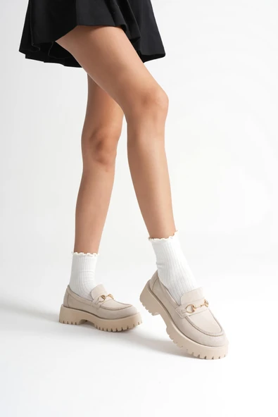 Aral Toka Detaylı Bej Süet Günlük Loafer Ayakkabı ürün görseli 1