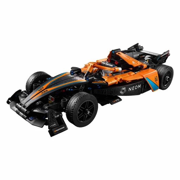 LEGO Technic NEOM McLaren Formula E Yarış Arabası 42169 ürün görseli
