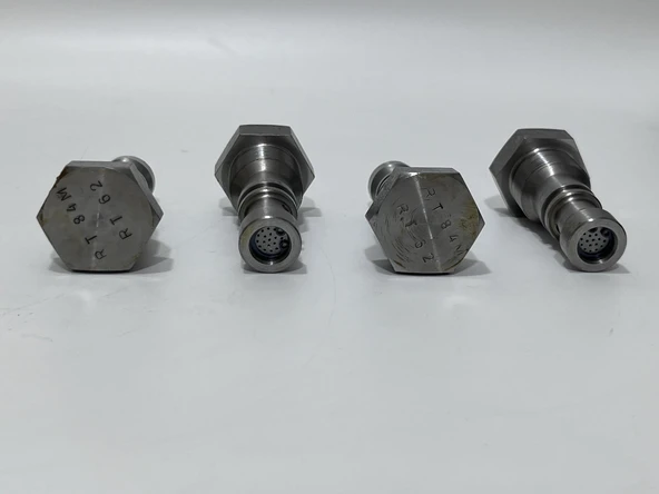 Wartsila Sulzer RTA62U Dizel Makine Hava Tahliye Vidası 4 Adet - Resim 3