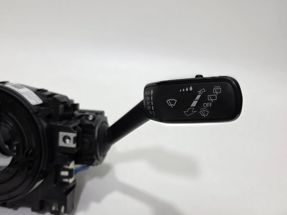 Seat Sinyal Silecek Kollu Direksiyon Sargısı 5Q0953507GD-5Q0953549F-5Q09535133R (Deformeli-010) - Resim 3