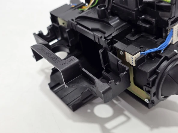 Seat Sinyal Silecek Kollu Direksiyon Sargısı 5Q0953507GD-5Q0953549F-5Q09535133R (Deformeli-010) - Resim 12