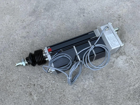 Grob Lineer Aktüatör EZ20-P/A/D-15000-3,6/4,3-100-2130100 - Resim 2