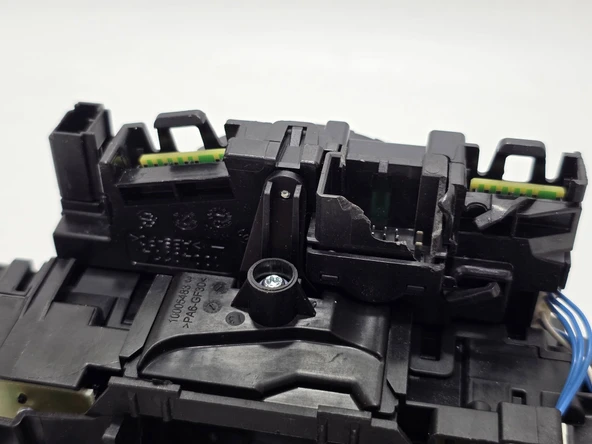 Volkswagen Sinyal Silecek Kollu Direksiyon Sargısı 5Q0953507JC-5Q0953549D-5Q0953513P (Deformeli-011) - Resim 12