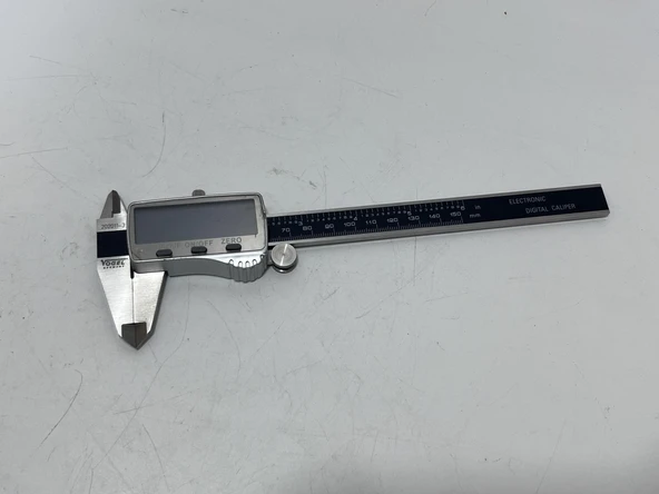 Vogel 202011-3 Sürgülü Dijital Kumpas 150mm 2.El - Resim 2