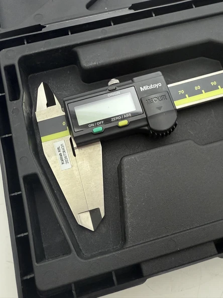 Mitutoyo 500-162-30 Dijital Kumpas 0-200 mm 2.El - Resim 3