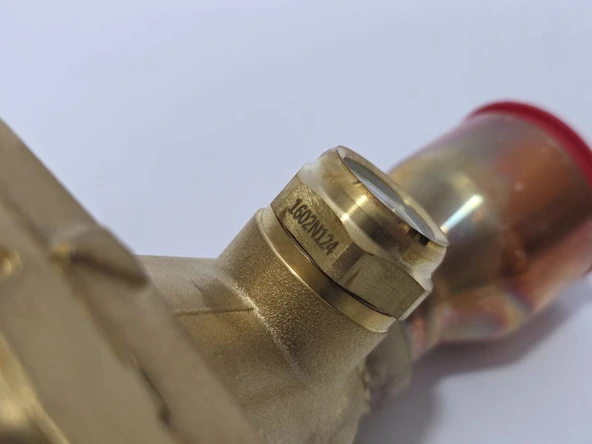 Danfoss ETS 250L Elektronik Genleşme Valfi 1 5/8" - 1 5/8" 034G3521 - Resim 5